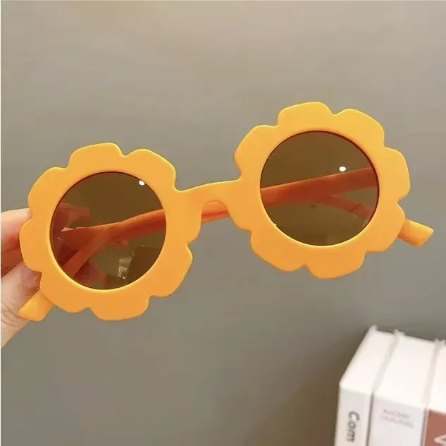 Flower Sunglasses - Image 13